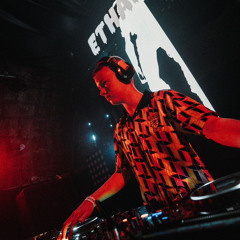 Ethan M - YOUNG TEAM - KIMMIC (LIVE FROM UNIT 51)