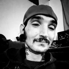 BONES " MY HOUSES NAME IS ELECTRICHEAD IM HAPPY WE ARE FRIENDS "