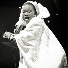 Oumou Sangaré - Dugu Kamalemba (Rolf Saxer Raw Edit) - Free Download