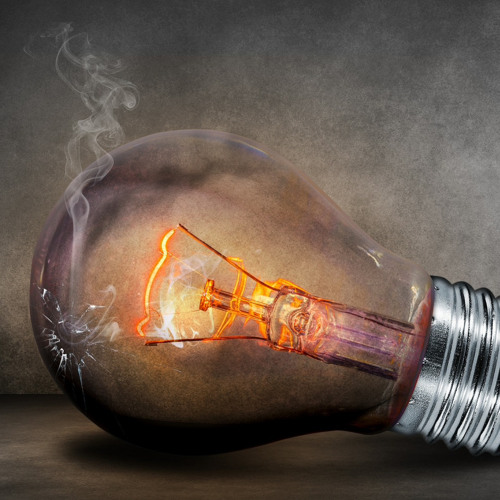 APPLE FACE-SHORT CIRCUIT