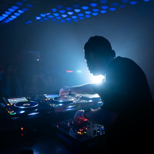 Dis:order | YÖN Showcase @ Club Vibe 10.06.23