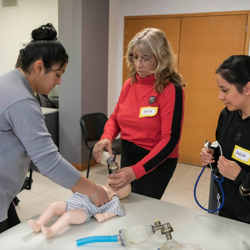 Rosario González - Se realizó la tercera edición del taller de RCP neonatal en Viedma