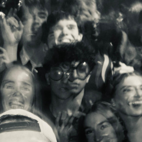 Strange_Parallel No Vocals/Instrumental