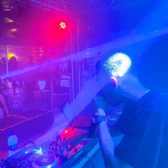 TROPA DO BRUXO SO TEM MENINO SELVAGEM - DJ ML DO CAMPINHO