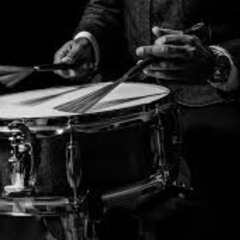 HARD_KIK_Drumming