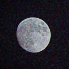 DONT LOOK AT THE MOON