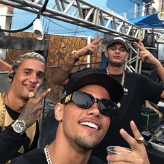 ELA VAI TOMANDO A TODO VAPOR [[ DJ PL DE NITEROI - MC MN - DJ TCHOUZEN ]]