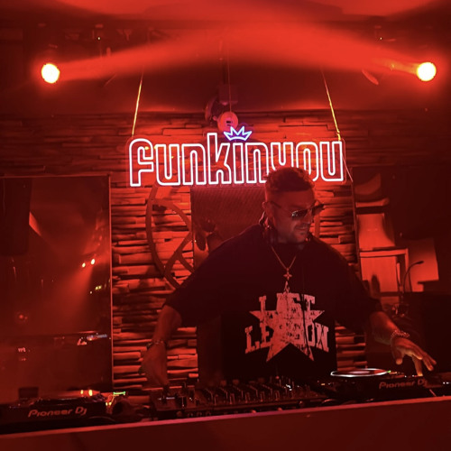 Szenders - Paradise Edit (Free DL)