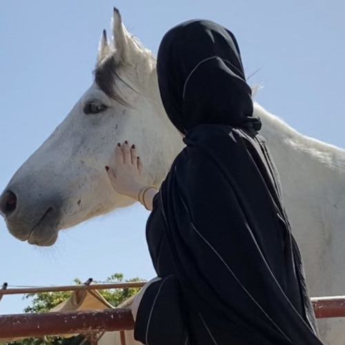 يالاصيله لاتضيقين والدنييا فسوح / مايليق الضعف وانتي معربة العماق ):