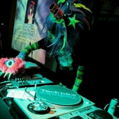 raveyard w/ topdown 🧟 *penelopedeclare*