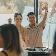 ISSA BACH BEVS & DON