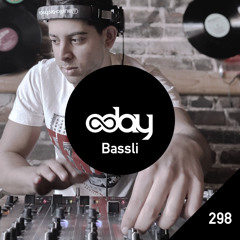 8dayCast 298 - Bassli (CA)