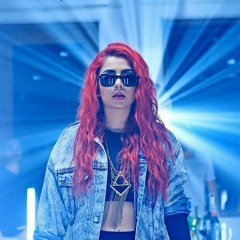 jasmine sandlas baddal hi aa gye zameen te