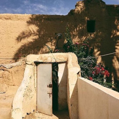 الغالي اللي لا فـارقني غـديت أثنين .