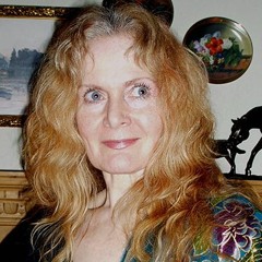 Gathering Voices around the Hearth Fire with Ceolanna. Interview with Phyllida Anam-Aire.