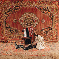 А сльоза тече