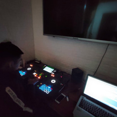 Nonstop - Happy New Yesr 2022 - Trung Kòi Remix ( Vol Đặt Biệt ).mp3