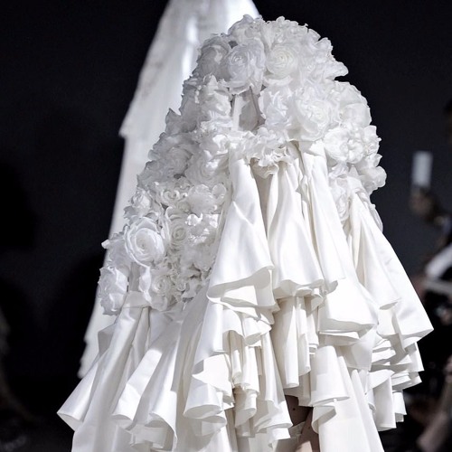 girlfrompluto - outrspace prod. ritch boy x tekken