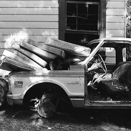 I Don't Know Why I Don't Cry  written by Brian Redden (AI Cover)