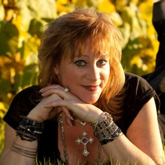 Im - Not - Broken - Kimberly - Hall - 1 (2)Copyright 2010 Kimberly Hall