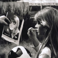 اقرا الرسايل وانقهر - بالصورة احضن