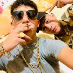 Yo se que estas sola en casa Lucky Brown