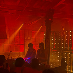 Meilgaarden b2b como se DJ live from Wire Festival 2024