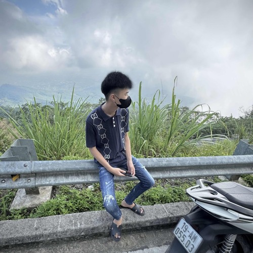 Tiền Không Có Mà Bày Đặt Bảo Vệ Người Yêu