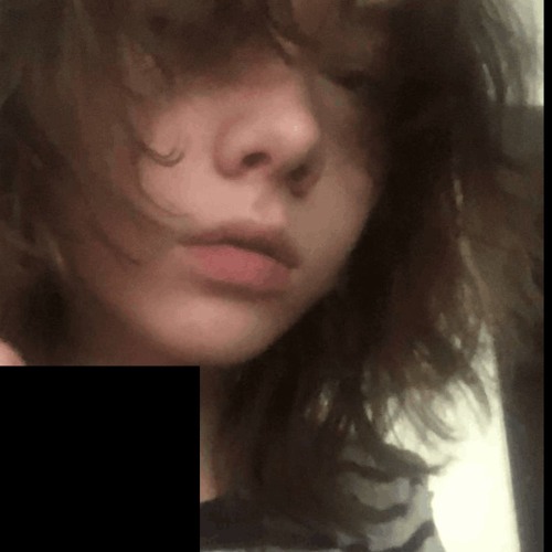 упал на землю