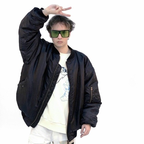 GNOM228332 - Lirik, Playlist & Video Shazam