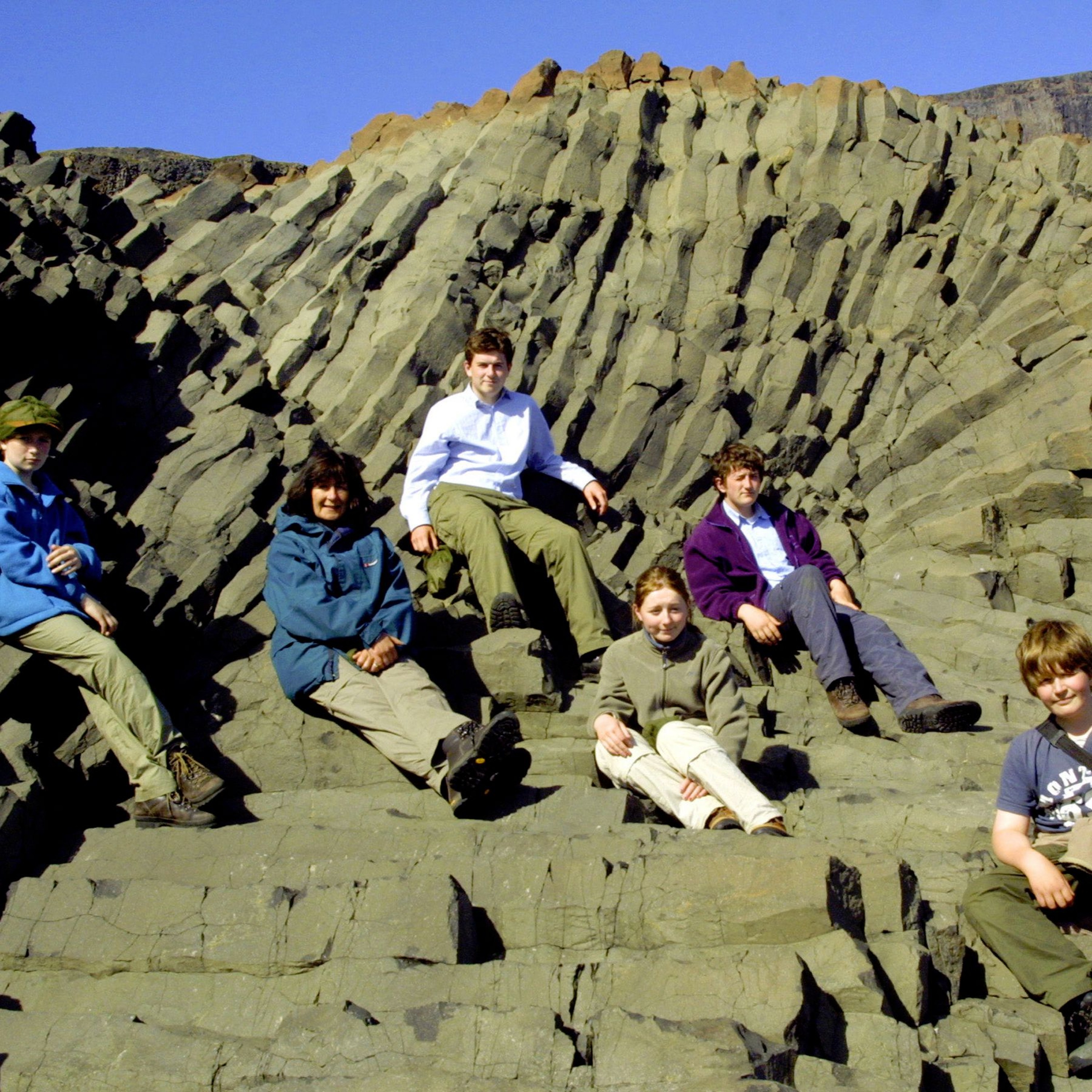 Life Of An Expat -Peter Houston on his Travels with 5 kids Part 1 -Karin Avila episode artwork