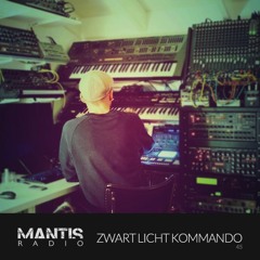 Mantis Radio 45 - Zwart Licht Kommando