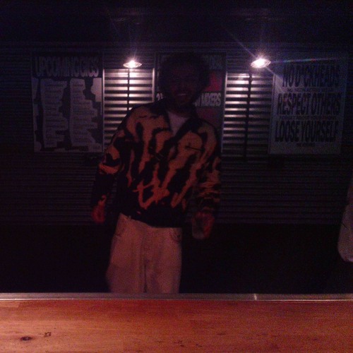 peakin thru the ceiling