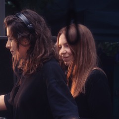 Julie b2b Paula Koski at Draaimolen Festival 2025