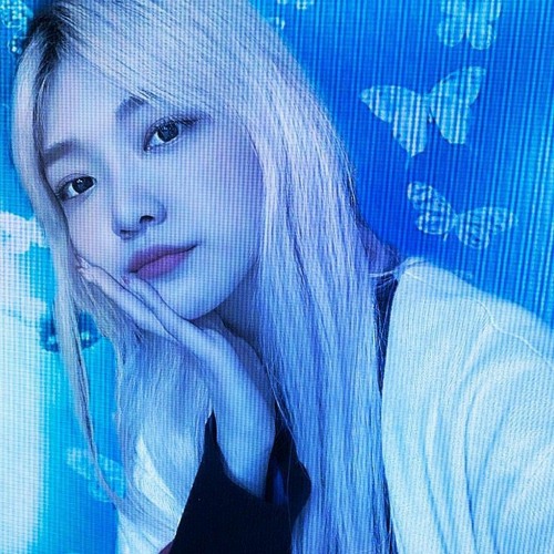 EVERGLOW (에버 글로우) - Hush