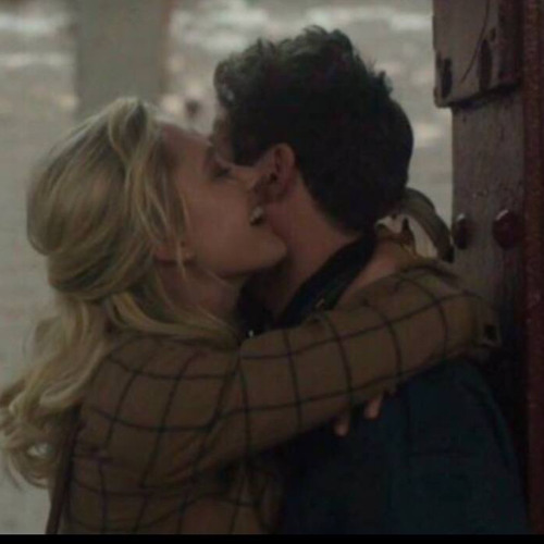 ( يا حبيبي يلا نعيش )