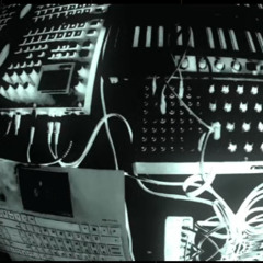 SIGNAL FLUX SESSIONS // 001