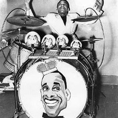 bass and drum rolling