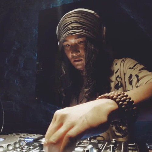 Midnight mix set at home