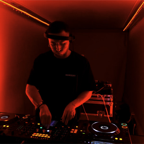 Container Radio - Vlad Morsov