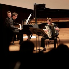 Chroniques Déchantées, for accordion & piano