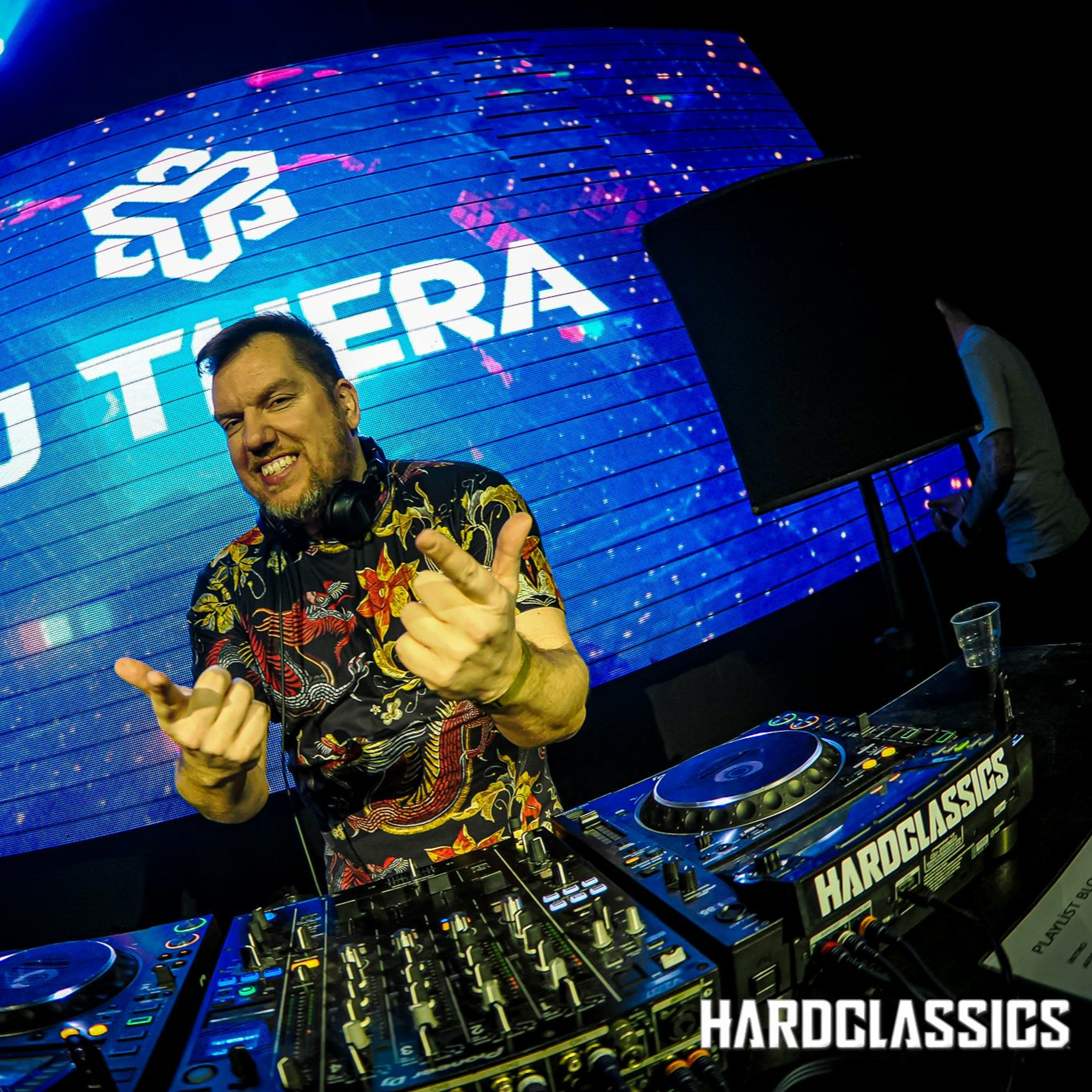 Dj Thera