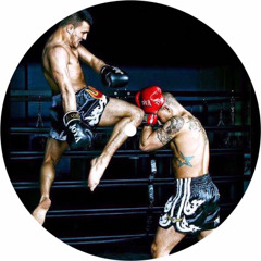 Flying Knee