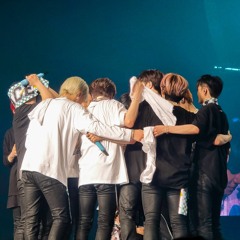 TREASURE - ORANGE REMIX TRACE CONCERT