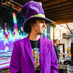 THE MAD HATTER MIX