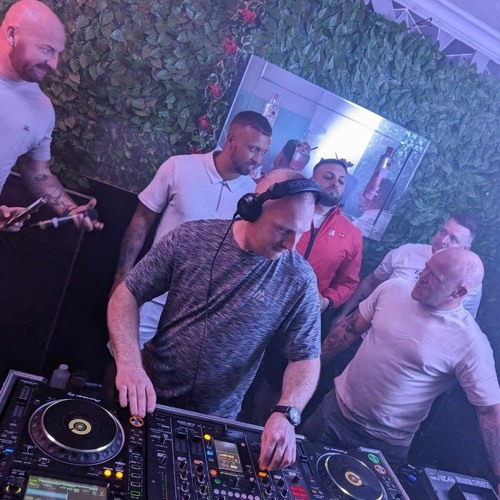 DJ DAVEY B - MIXES