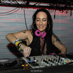 Jen @ Shay de Castro, Rev Ultra Lounge Minneapolis, 3/28/2025