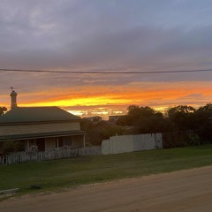 the exprience house track ft lizzey