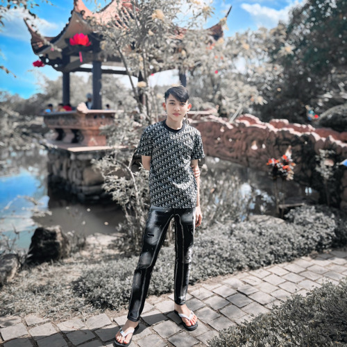 NST mới THẤY ANH ĐẸP TROAI QUÉT ANH CÁI MÃ 2 CHAI (HOT HÍT)