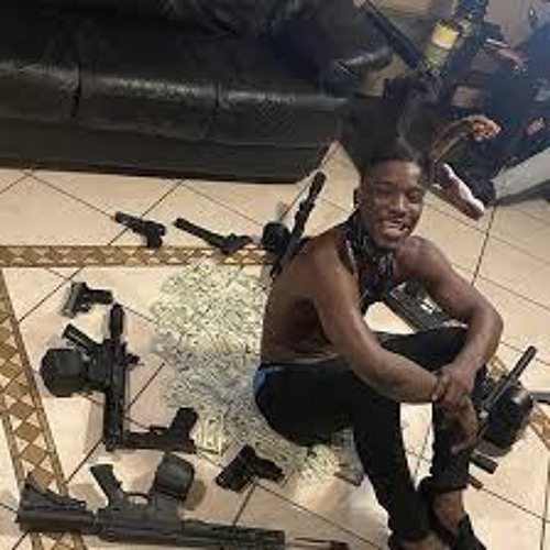 Hotboii - Ran It Up (Unreleased)